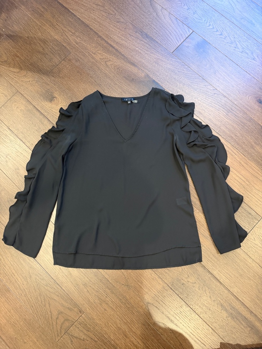 1. State Black Cold Shoulder Long Sleeve Ruffle Blouse - XS - C31-019
